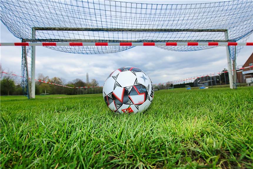 Der höchste Vertreter aller Amateurfußballer macht Nazi-Vergleich - folgt der Rücktritt? Der höchste Vertreter aller Amateurfußballer macht Nazi-Vergleich - folgt der Rücktritt?