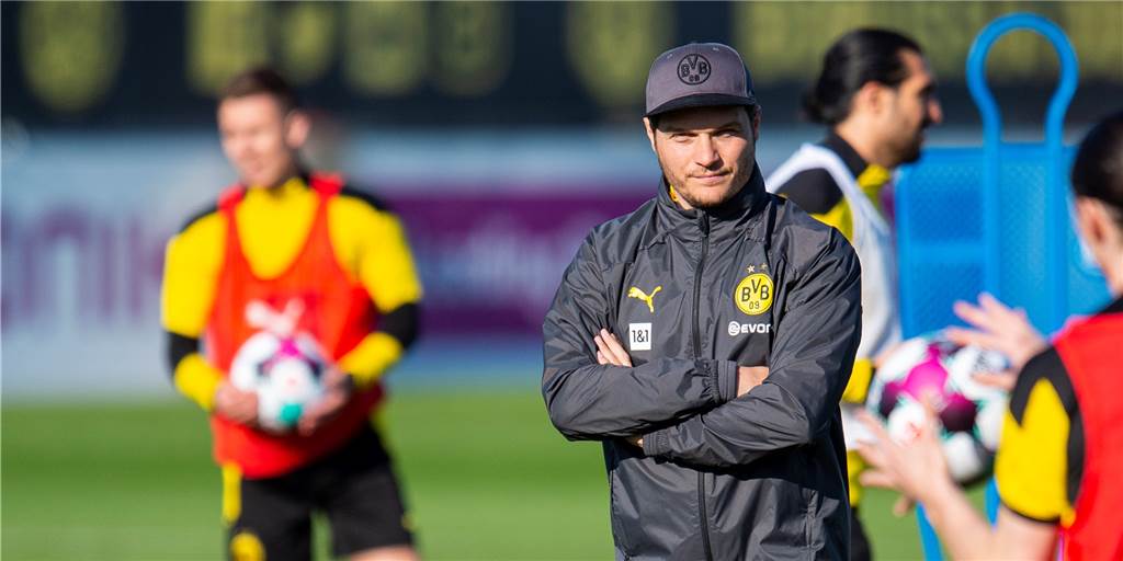 Trainerbeben in der Bundesliga: Wohin es BVB-Coach Edin Terzic ziehen könnte Trainerbeben in der Bundesliga: Wohin es BVB-Coach Edin Terzic ziehen könnte