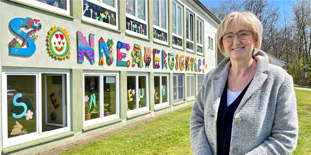 Während Corona: Die Fröndenbergerin Bettina Pries leitet drei Schulen Während Corona: Die Fröndenbergerin Bettina Pries leitet drei Schulen