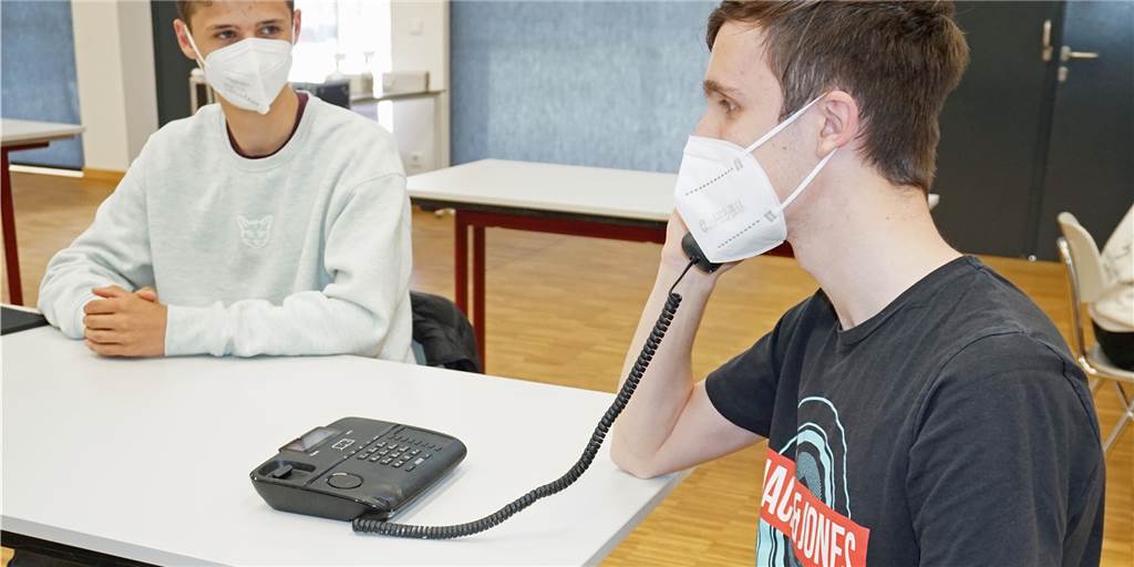 Der Literaturkurs des Vestischen Gymnasiums Kirchhellen bietet am 20. Mai Lyrik am Telefon an.
