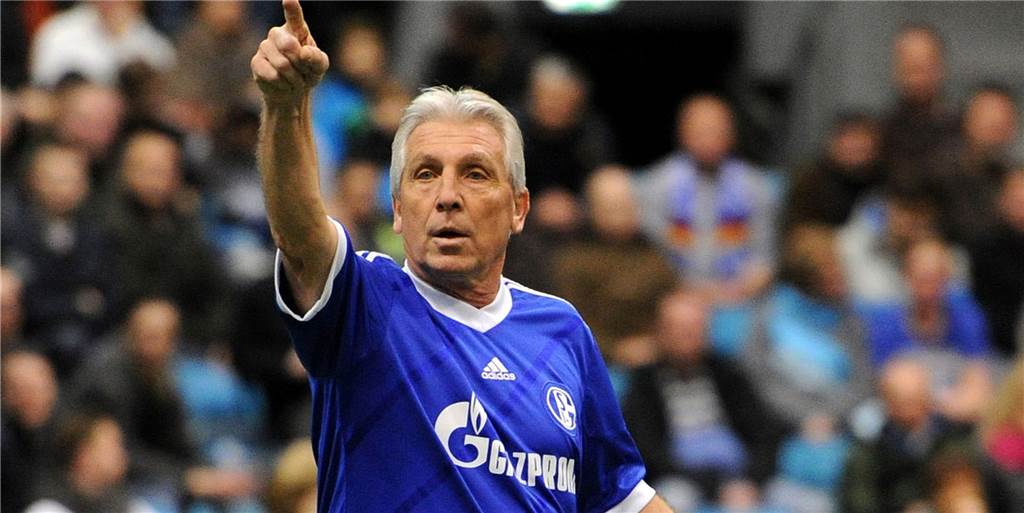 „Schalke 04 muss aufpassen, nicht in falsche Hände zu geraten“ „Schalke 04 muss aufpassen, nicht in falsche Hände zu geraten“