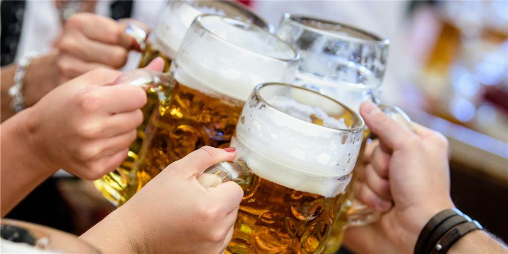 Dortmunder Traditionsklub wird 100 Jahre alt: „Wir feiern nur mit Umarmungen und Bier“ Dortmunder Traditionsklub wird 100 Jahre alt: „Wir feiern nur mit Umarmungen und Bier“