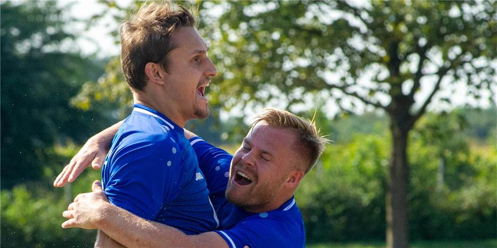 19 bis 3 Tore: Das sind Halterns inoffizielle Torschützenkönige 2020/21 Hatten in der kurzen Saison 2020/21 oft Grund zum Jubeln: Sythens beste Torschützen Sebastian Hohaus (l.) und Ionut-Marian Sarbu (r.).
