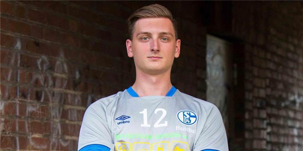 HSC-Neuzugang: „Ich würde mich lieber abwerfen lassen, statt laufen zu gehen“ Fabian Zindel, Neuzugang des HSC Haltern-Sythen, hält sich derzeit für den Tag X fit - allzu gerne macht er es aber nicht.