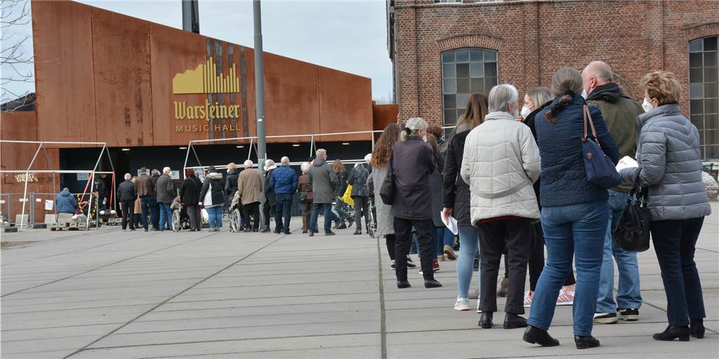 Ist das Impfzentrum Dortmund voll ausgelastet oder gibt es freie Kapazitäten? Ist das Impfzentrum Dortmund voll ausgelastet oder gibt es freie Kapazitäten?