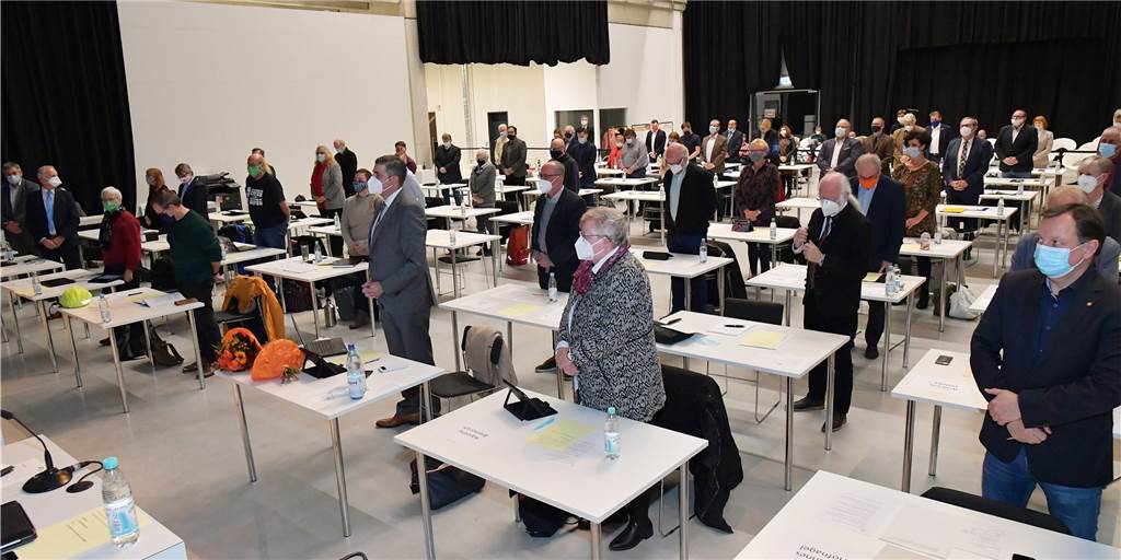 Rat der Stadt Lünen verurteilt Hass gegen Politiker und Amtsträger Der Rat der Stadt Lünen hat jüngste Vorfälle von Hass und Gewalt gegen Politikerinnen und Politiker verurteilt.