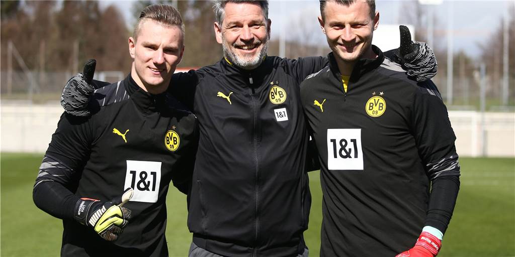 BVB II würde gerne weitermachen, Keeper auch - doch die Wege trennen sich im Sommer Das Trio wird ab Sommer gesprengt: Keeper Luca Unbehaun (v.l.), Torwarttrainer Thomas Feldhoff und Torwart Krystian Wozniak, der den BVB im Sommer wieder verlässt.