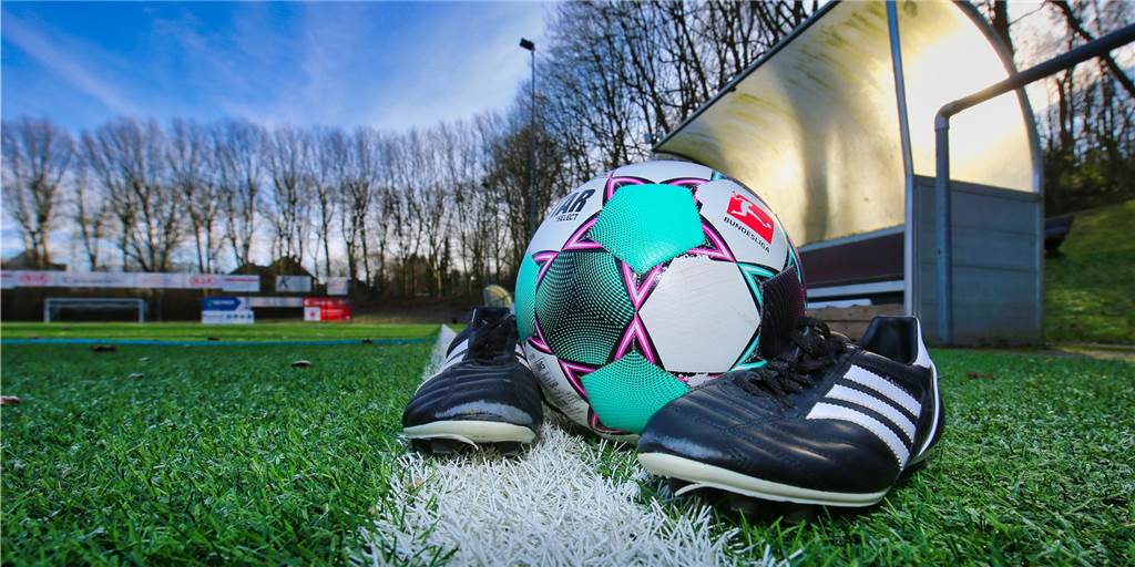 Kurioser Transfer: Erst Oberliga, dann Winterwechsel nach Dortmund und jetzt wieder weg Kurioser Transfer: Erst Oberliga, dann Winterwechsel nach Dortmund und jetzt wieder weg