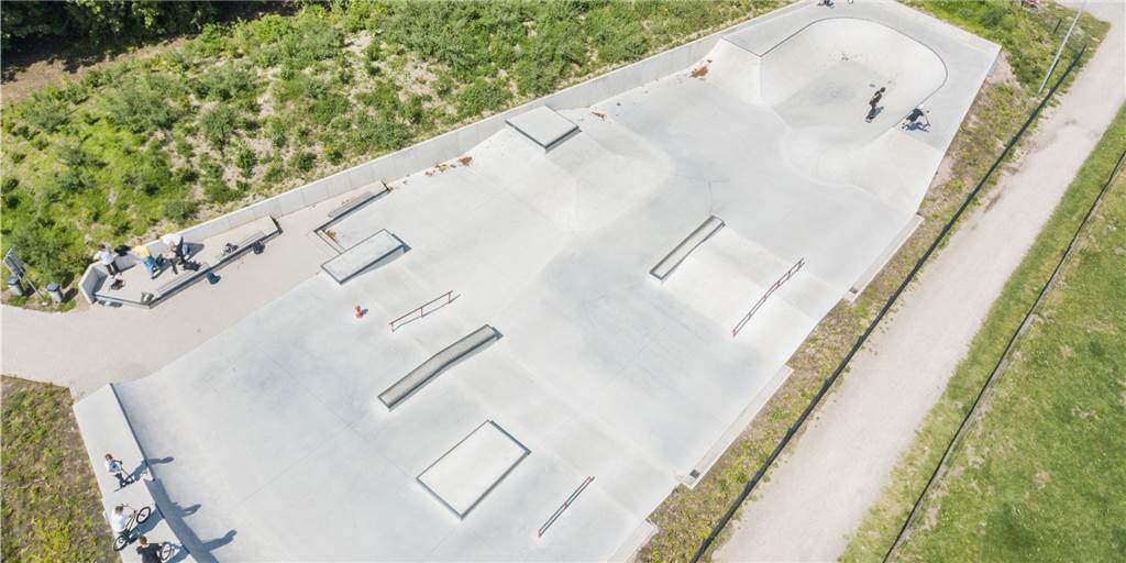 Hausfriedensbruch: Skater müssen in Olfen mit Konsequenzen rechnen Die Skateanlage in Olfen ist seit Wochen gesperrt. Mittlerweile hat die Stadt zusätzlich Bauzäune aufstellen lassen, um eine Nutzung möglichst zu unterbinden.