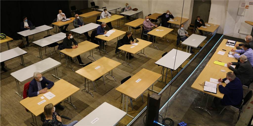 Kaum Resonanz: Stadtsportverband wird von Unnas Vereinen mit Füßen getreten Viele Plätze im Kühlschiff der Lindenbrauerei blieben am Dienstagabend leer.