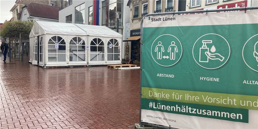 Lockerungen: Viele Lüner Händler startklar - Neues Testzentrum öffnet In einem Zelt auf der Lange Straße in der Lünen Innenstadt eröffnet Freitag ein neues Testzentrum.