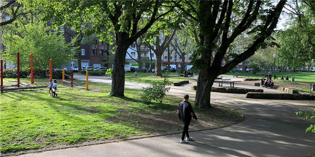 Molotowcocktail auf Spielplatz: Linke Gruppen sehen neue Form von Terror