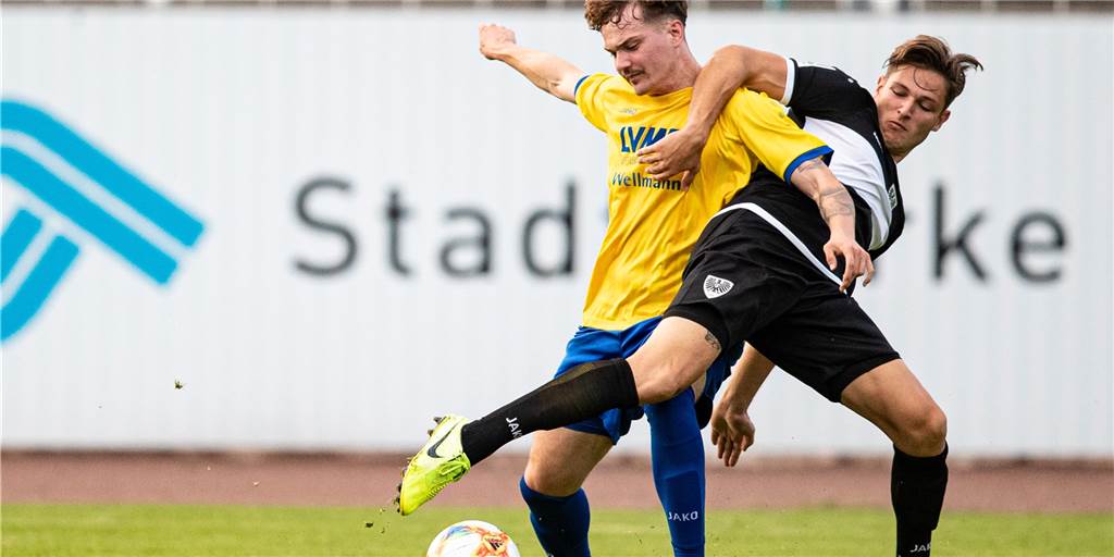 In der ersten NRW-Stadt dürfen ab Freitag Amateur-Fußballspiele vor Zuschauern stattfinden In der ersten NRW-Stadt dürfen ab Freitag Amateur-Fußballspiele vor Zuschauern stattfinden
