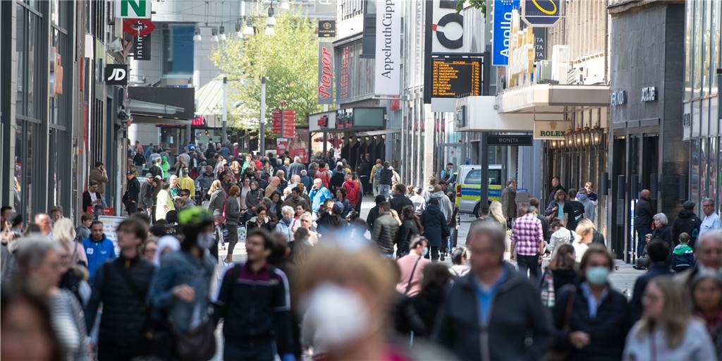 Nur mit Test oder Termin shoppen? Diese Corona-Regeln gelten in Dortmund Nur mit Test oder Termin shoppen? Diese Corona-Regeln gelten in Dortmund
