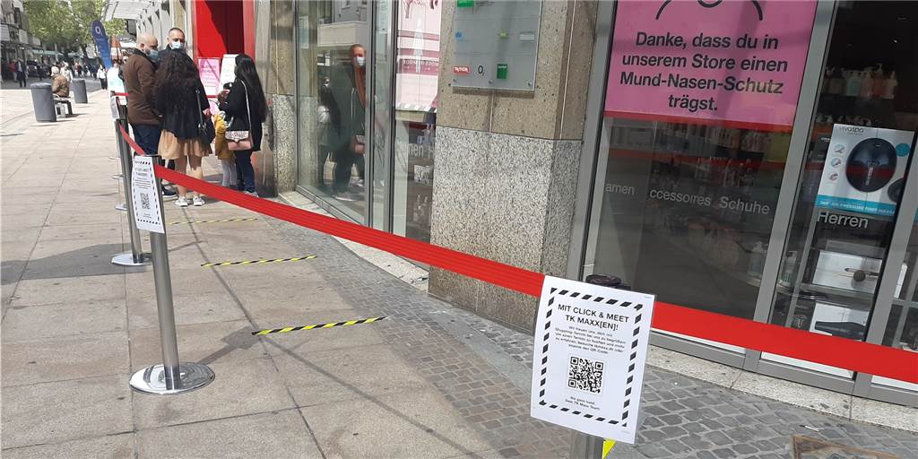 Ansturm auf den Westenhellweg? Das war der erste Shopping-Tag in Dortmund Einige Wochen ist es nun her, dass die Geschäfte zuletzt öffnen durften (17.4.), Ab heute (20.5.) ist Shoppen wieder nach dem Click & Meet Prinzip möglich.