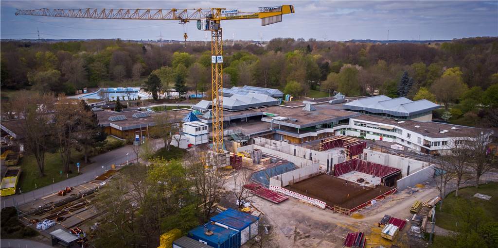 Stadt räumt ein: Schwimmbad-Neubau in Wischlingen wird deutlich teurer Die Baustelle des neuen Sportbades am Revierpark Wischlingen.