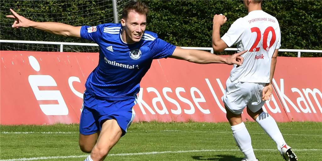 Abgang? Top-Stürmer Sebastian Hahne spricht mit anderem Klub - und der HSC drückt ihm die Daumen Jubelt Sebastian Hahne ab der kommenden Saison nicht mehr im Trikot des Holzwickeder SC?