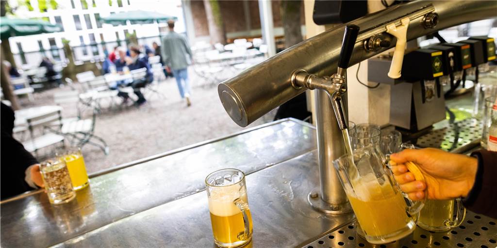 Biergärten und Restaurants in Dortmund: Welche öffnen jetzt? Und ab wann? Endlich wieder Gezapftes? In einigen Biergärten und Cafés in Dortmund ist das schon am Donnerstag zu bekommen.