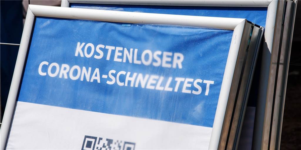 Teststellen-Skandal: Stadt Dortmund und Ärztevereinigung reagieren irritiert Corona-Schnelltest-Zentren sind in die Kritik geraten. Bei Einigen gibt es Zweifel an der korrekten Abrechnung der Tests.