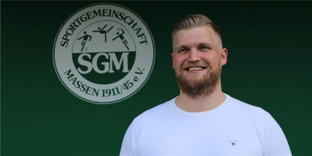 Fleißige SG Massen treibt Stadion-Modernisierung voran: „Es werden sich einige umgucken“ Fleißige SG Massen treibt Stadion-Modernisierung voran: „Es werden sich einige umgucken“
