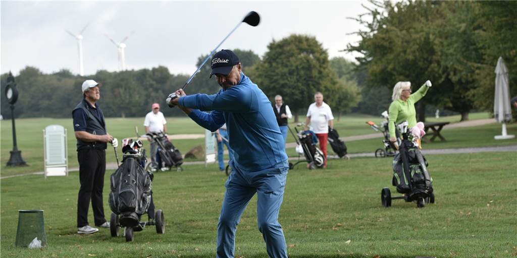 Golfclub: Mannschafts-Saison rollt mit Ruckel-Start langsam an Golfclub: Mannschafts-Saison rollt mit Ruckel-Start langsam an