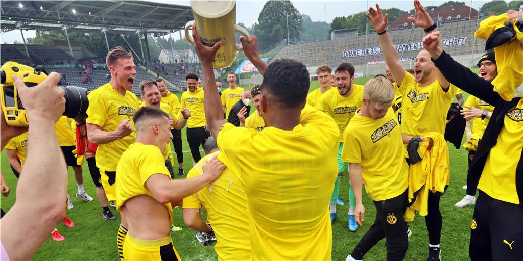 BVB-U23 ist am Ziel ihrer Träume - Maaßen gelingt das Meisterstück BVB-U23 ist am Ziel ihrer Träume - Maaßen gelingt das Meisterstück