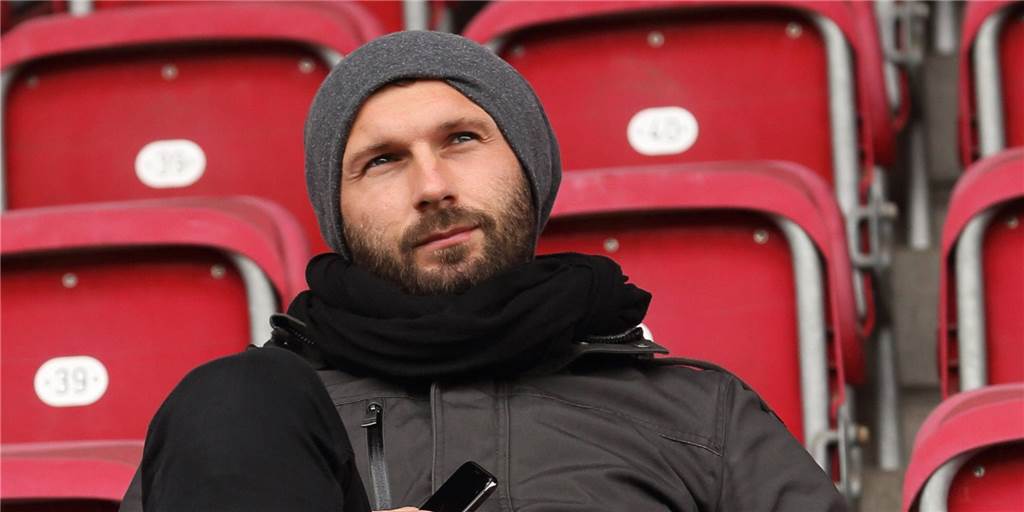 Türkspor hat einen Spieler verpflichtet, der „pfeilschnell“ und „unberechenbar“ ist Türkspor-Trainer Sebastian Tyrala freut sich über einen Neuzugang, der unfassbar schnell sein soll.