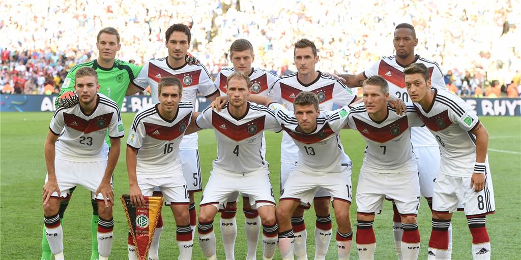 Im Video: Marc Olschewski möchte gerne einen Weltmeister verpflichten Marc Olschewski, Trainer des VfB Habinghorst, würde gerne einen der Spieler verpflichten, die 2014 das WM-Finale mit einem 1:0-Sieg gegen Argentinien beendeten.