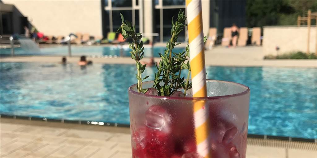 Nach Wiedereröffnung des Solebads in Werne: Erste Events könnten bald steigen Bei der Nacht der Sinne im Solebad Werne herrscht Urlaubsstimmung. Bald könnten wieder Events im Bad steigen.