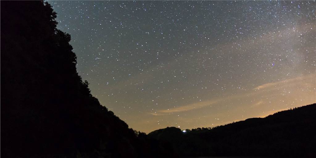 Internationaler Sternenpark: Ausflug in die Eifel lohnt sich besonders bei Nacht Nur wenige künstliche Lichtquellen trüben im Nationalpark Eifel den Blick in den Nachthimmel.
