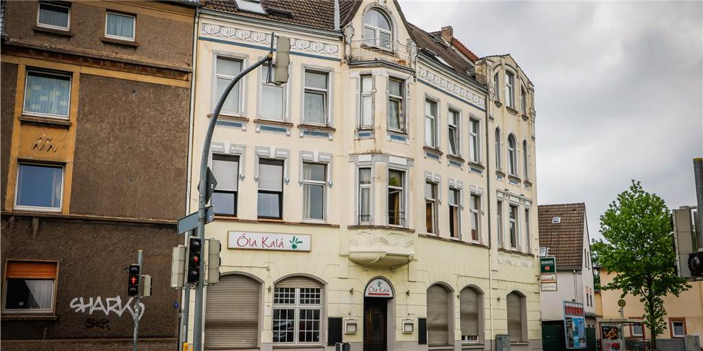 Opfer der Pandemie? Dortmunder „Tatort“-Restaurant hat geschlossen Die Rollläden sind heruntergelassen. Das „Óla Kalá“ hat anscheinend geschlossen.
