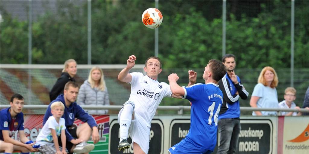 Entscheidung gefallen: Ahauser Stadtmeisterschaft soll im Sommer steigen Eine Szene von der letzten Stadtmeisterschaft 2019: Auf dem Platz des FC Oldenburg traf der TuS Wüllen auf den FC Ottenstein.