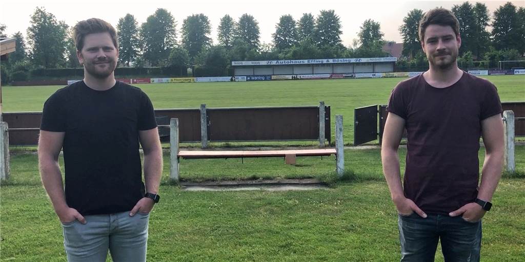 Mit Video: Neues Trainerduo steht beim ASV Ellewick im Startblock Zurück an alter Wirkungsstätte, diesmal aber als Trainerduo: Marc van den Berg (l.) und Alexander Buning nehmen in den kommenden Tagen das Training mit dem ASV Ellewick auf.