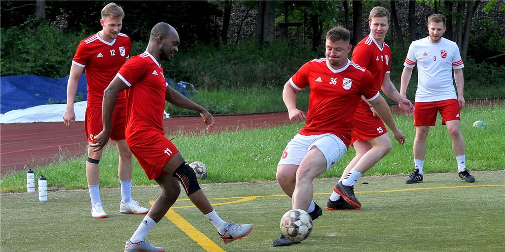 Endlich wieder Training und auch das Bierchen danach: „Es ist wirklich schön“ Endlich wieder Training und auch das Bierchen danach: „Es ist wirklich schön“
