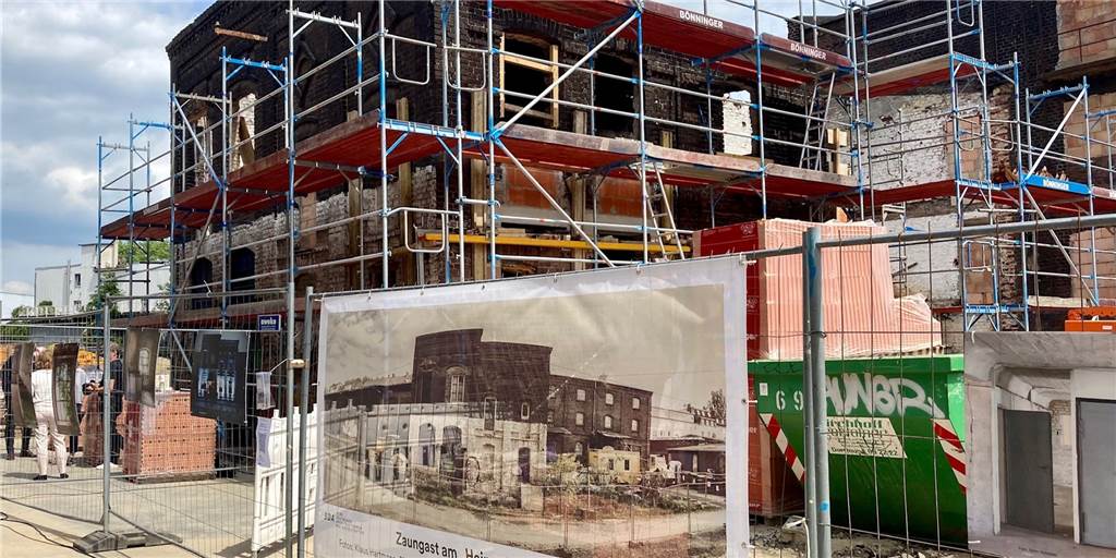 „Heimathafen“ an der Speicherstraße wird teurer - und macht mehr Arbeit Das Projekt "Heimathafen" an der Speicherstraße wurde zum Dortmunder BDA-Tag auch mit einer Fotoausstellung vorgestellt.