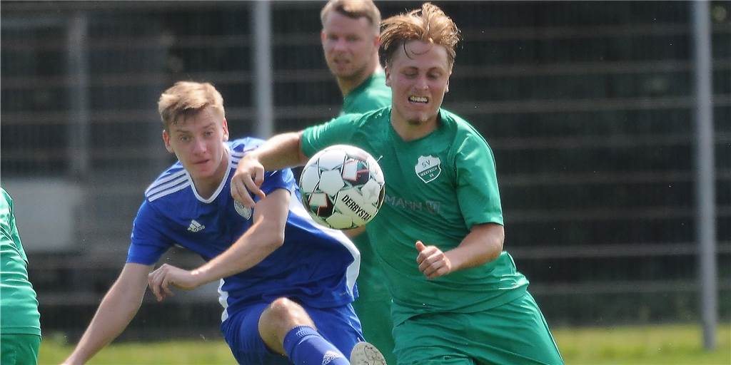 Dortmunder Fußballklub hat drei Teams in der gleichen Spielklasse und stichelt gegen Bövinghausen Dortmunder Fußballklub hat drei Teams in der gleichen Spielklasse und stichelt gegen Bövinghausen