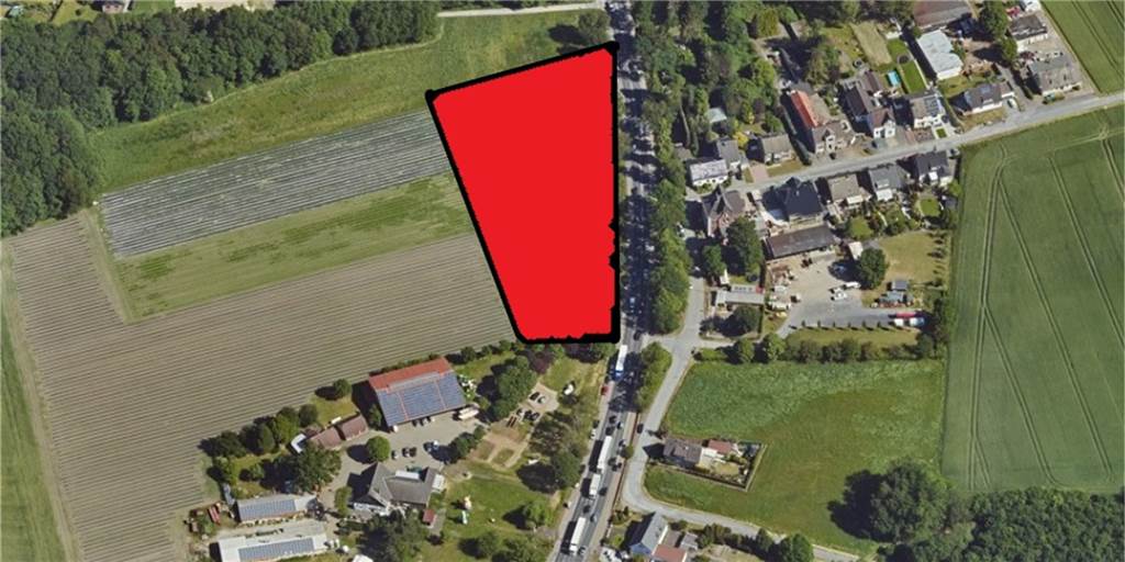 Pendlerparkplatz: EUV-Chef äußert sich nur vage zu Fertigstellungstermin Unmittelbar nördlich vom Hof Sanders (links unten) wird an der B235 der Henrichenburger Pendlerparkplatz (Rote Fläche) entstehen. Bis der benutzt werden kann, wird aber noch einige Zeit ins Land gehen.