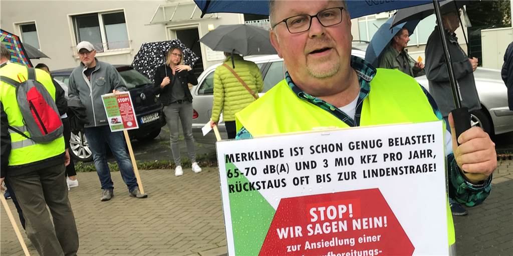 Ecosoil-Ansiedlung: Stadt prüft Gewichtslimit für die Bövinghauser Straße In Merklinde wehrt man sich gegen die Ecosoil-Ansiedlung. Und auch die Stadt Castrop-Rauxel will alle rechtlichen Möglichkeiten ausschöpfen, um den Bodenaufbereitungsbetrieb dort zu verhindern.