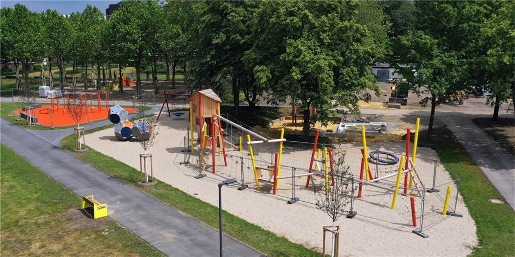 Bürgerpark in Dorsten wird jetzt zu großen Teilen wieder freigegeben Die neuen Spielgeräte im Bürgerpark werden am Samstag offiziell freigegeben.