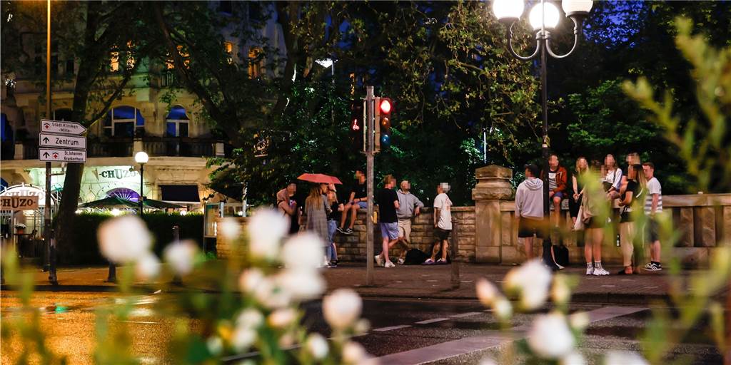 Gegen die „Kollektivstörer“: Stadt Dortmund will „Möllern“ in den Griff kriegen Das „Möllern“ in der westlichen Innenstadt führt regelmäßig zu Beschwerden von Anwohnern.