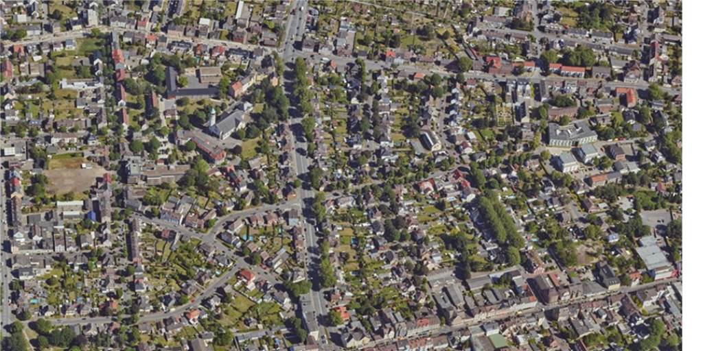 Geheimnisvolles 1,45-Millionen-Euro-Haus ist in Castrop-Rauxel zu haben Irgendwo hier könnte er liegen, der Millionen-Bungalow, der gerade im Netz zum Verkauf steht.
