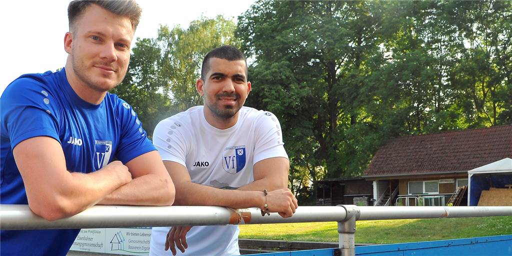 VfL Schwerte: Neuer Torwart aus Panama schreibt Geschichte in der Stadt Schwerte Mario Alvarado (r.) spielt künftig für den VfL Schwerte.