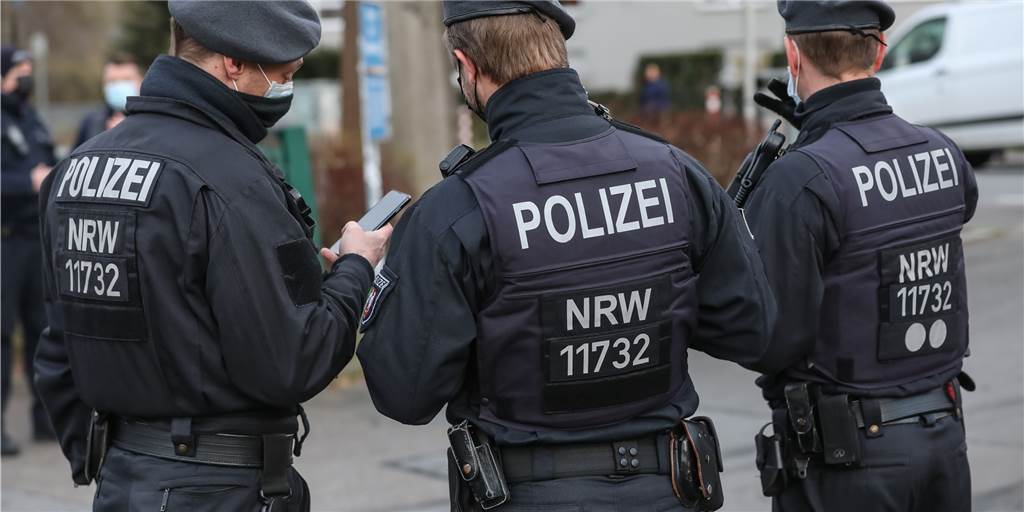 Westpark: Dortmund braucht Lösungen statt Ruf nach mehr Überwachung Mehr Überwachung führt nicht automatisch zu mehr Sicherheit, meint unser Autor. Und widerspricht damit seinem Kollegen.