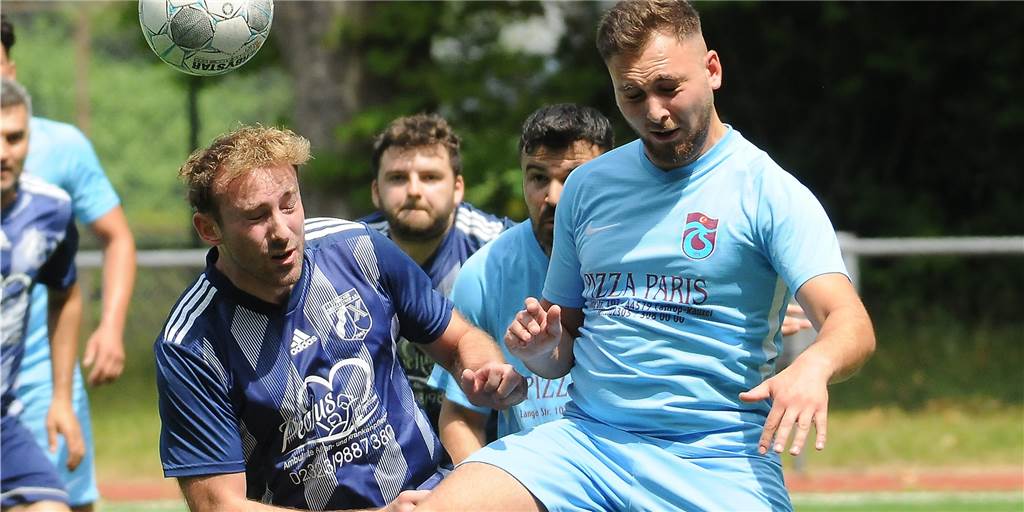 Castrop-Rauxeler Testspiel-Vorreiter ziehen jeweils den Kürzeren Castrop-Rauxeler Testspiel-Vorreiter ziehen jeweils den Kürzeren