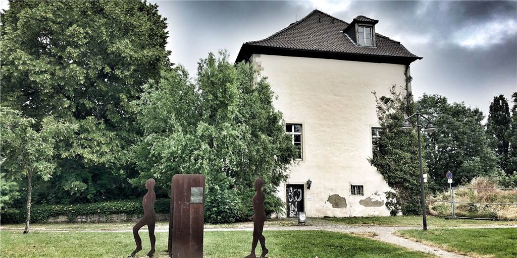 Umbau der Burg Botzlar in Selm wird deutlich teurer als geplant Am Umbau der Burg Botzlar ist Stillstand eingetreten. Die Planänderungen erfordern noch Abstimmungen unter anderem mit dem Denkmalschutz, sagt die Stadt.