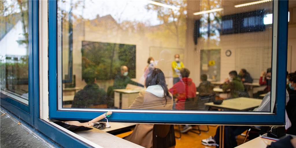 Luftfilter oder Stoßlüften in Schulen? Wie die Stadt Dortmund dazu steht Luftfilter oder Stoßlüften in Schulen? Wie die Stadt Dortmund dazu steht