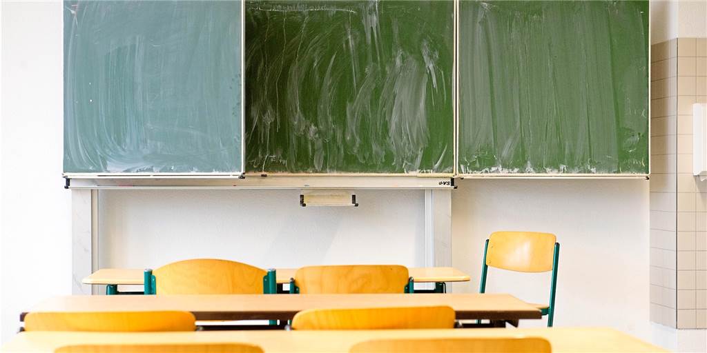 Schulen in „sehr gutem Zustand“ - Stadt Lünen zückt den Rotstift Die Grundreinigung der Lüner Schulen entfällt dieses Jahr. Das sehen viele Schulen kritisch.
