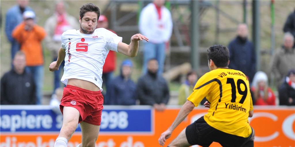 Ex-Profi Lukas Lenz kann sich Wechsel zum Schwerter Klub vorstellen – „Ich ruf ihn an“ Lukas Lenz, hier im Trikot von RW Essen, könnet sich vorstellen, noch einmal das Trikot eines Schwerter Klubs zu tragen.