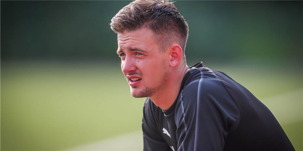 Westfalenliga-Trainer: Aus Bövinghausens Kader lassen sich zwei Oberliga-Teams formen Maximilian Borchmann trainiert den FC Iserlohn in der Westfalenliga.