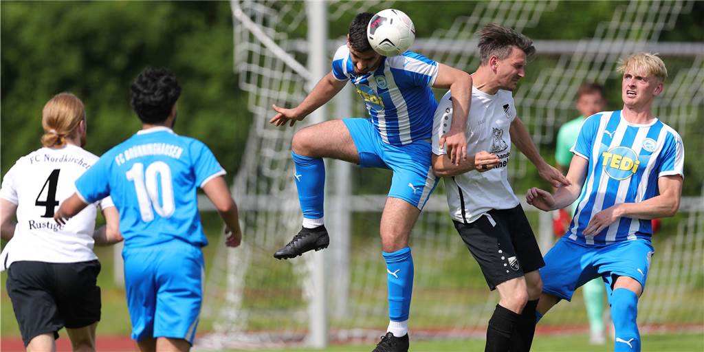 Mit Videos: Neuzugang trifft beim Test des FC Brünninghausen - und der alte Mann ist müde Mit Videos: Neuzugang trifft beim Test des FC Brünninghausen - und der alte Mann ist müde
